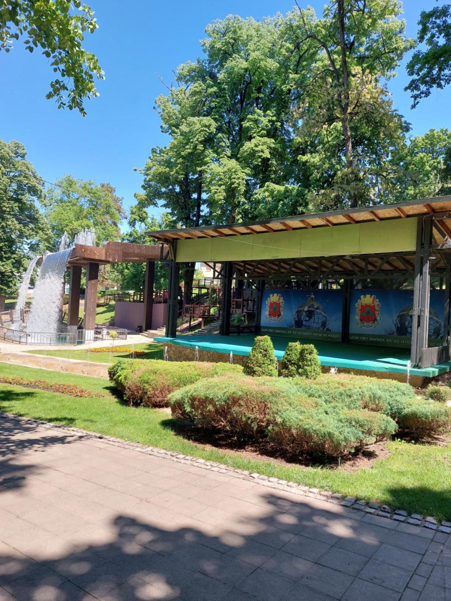 Jagodina Apartman Akva Park Eksteriør billede